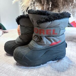 Kids size 12 warm Sorel winter boots